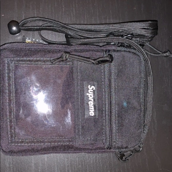 Supreme pouch/bag